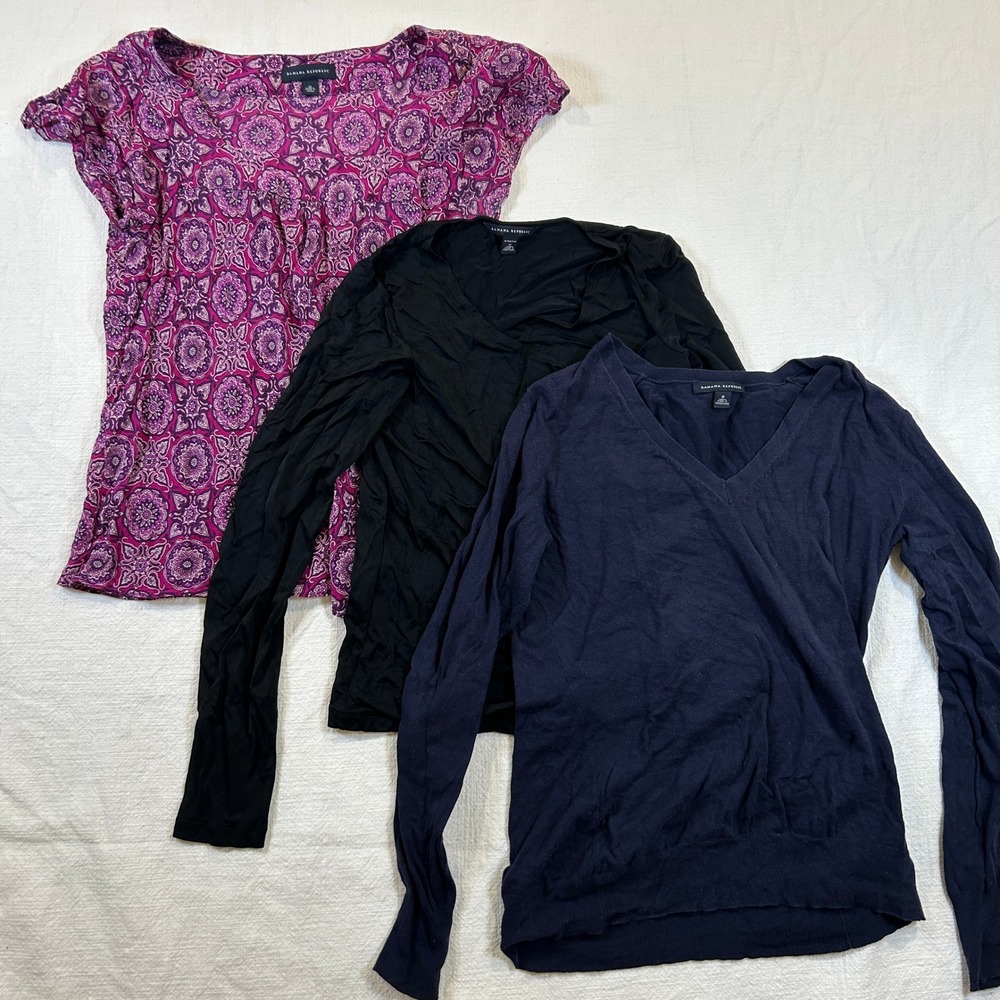 Lot of 3 Banana Republic Women's Tops Silk Blouse Long Sleeve Sweater Medium